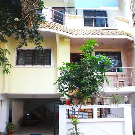 Gangotri Guest House Aurangabad  Ngoại thất bức ảnh